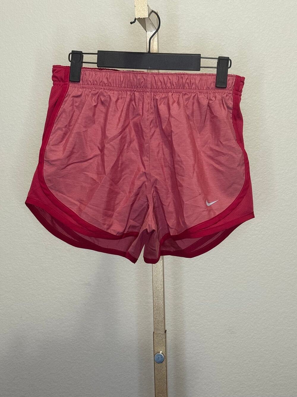 Nike Shorts Size Small NWT
